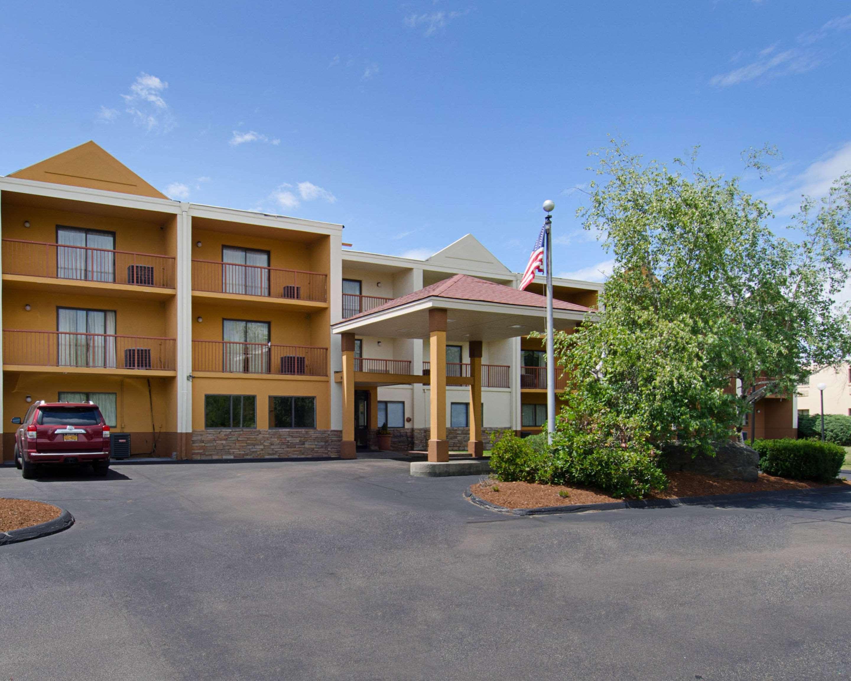 Quality Inn & Suites Worcester Exteriör bild
