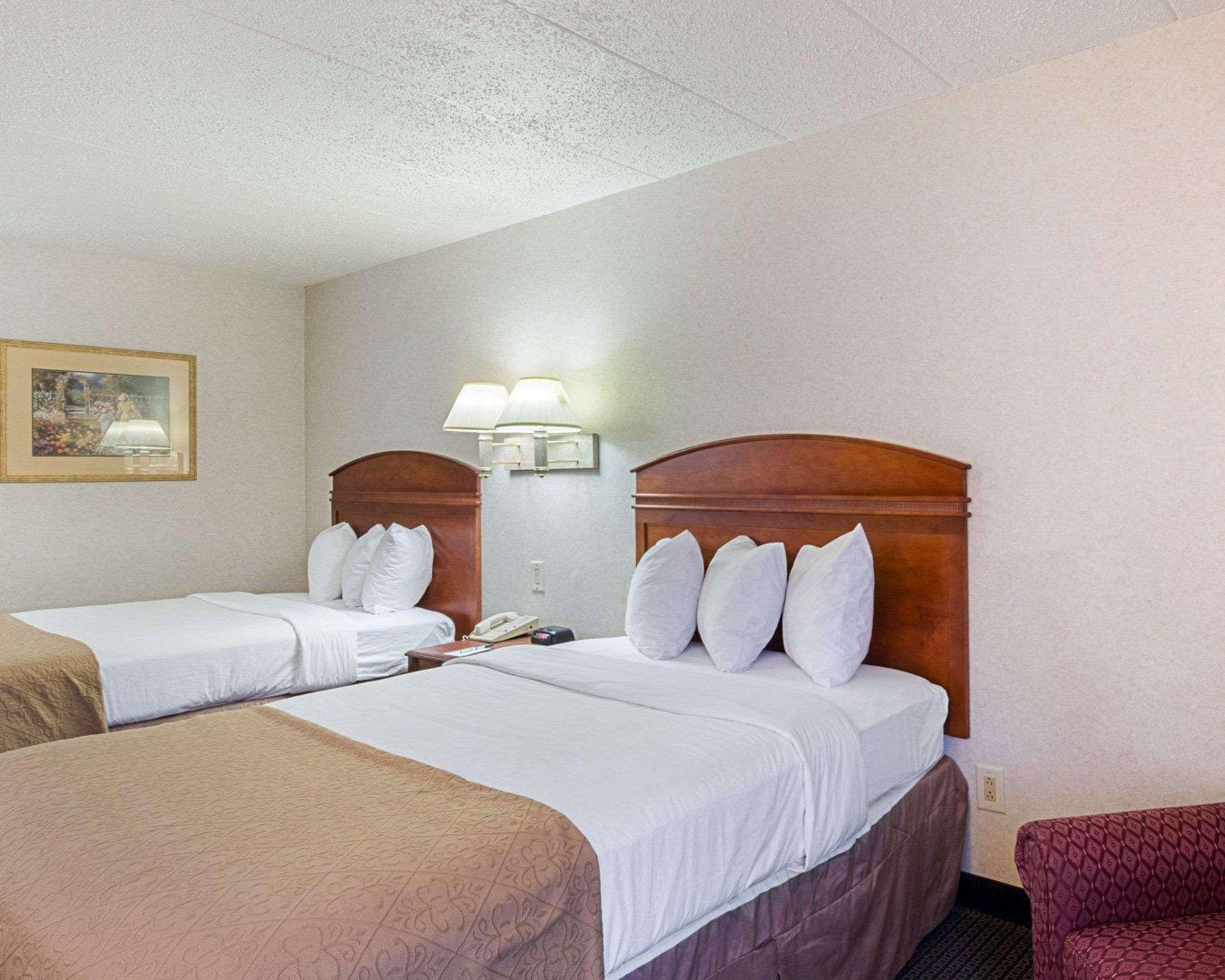 Quality Inn & Suites Worcester Exteriör bild