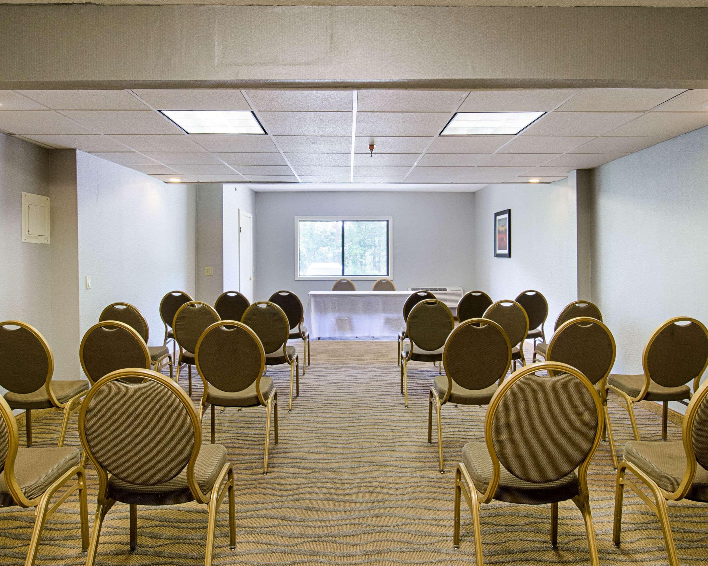 Quality Inn & Suites Worcester Exteriör bild